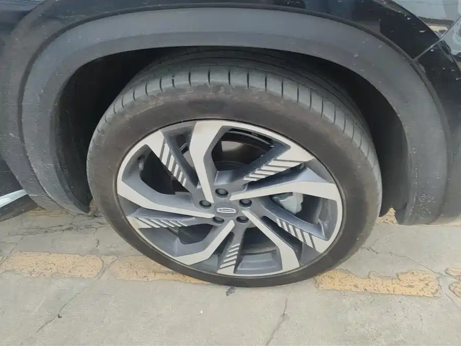Geely Monjaro L 2024 2.0TD AT