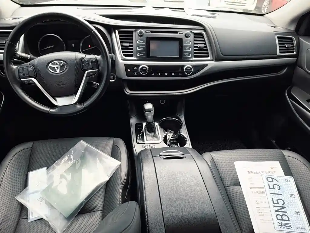 Toyota Highlander — миниатюра 9