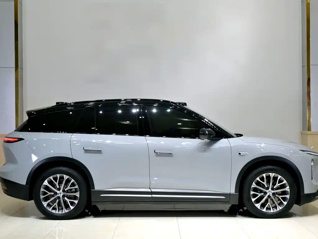NIO ES6 — миниатюра 4