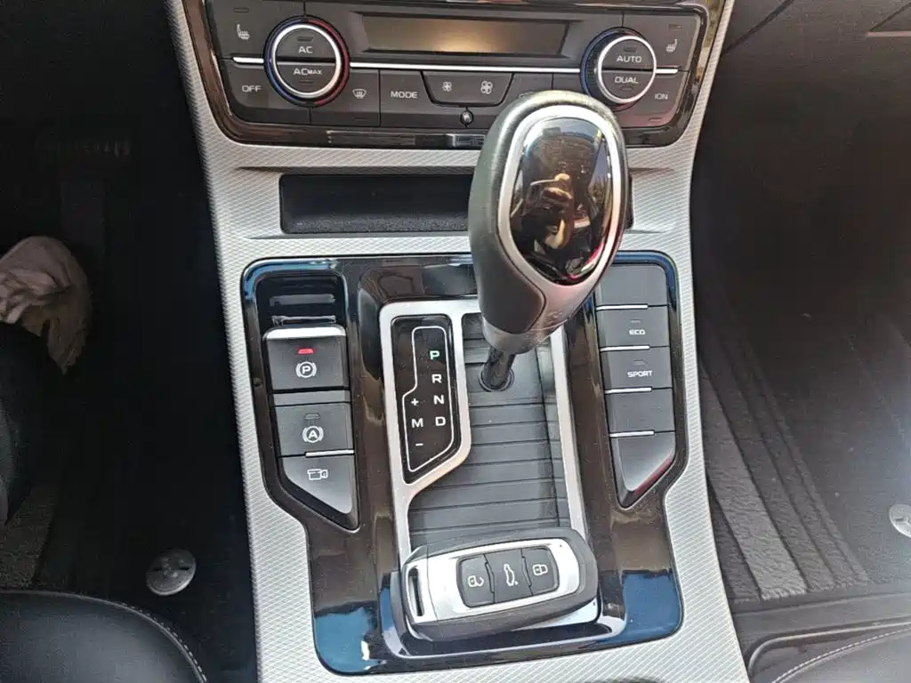 Geely Emgrand GL — миниатюра 19