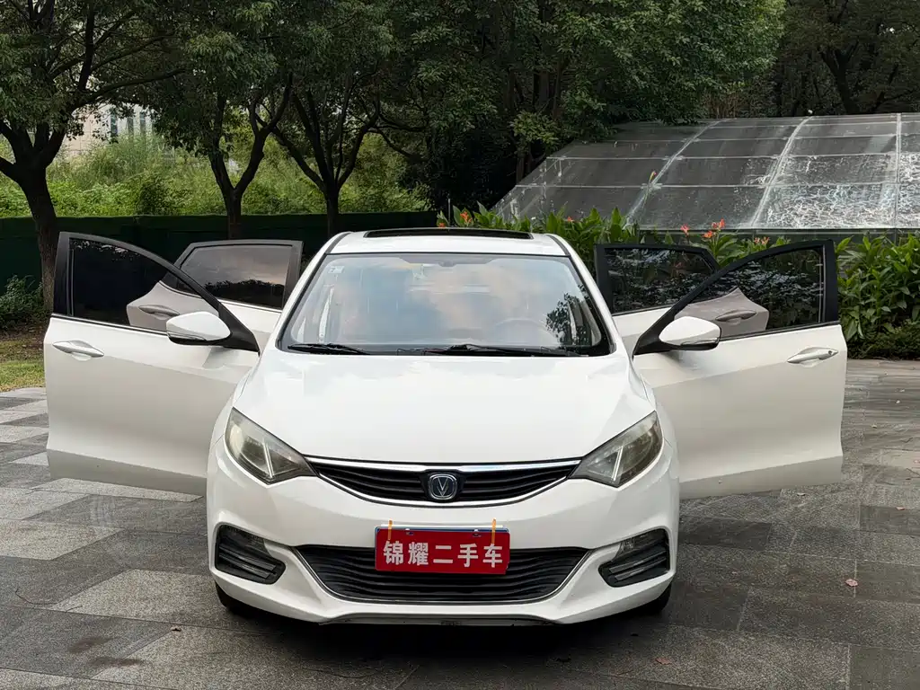 Changan Eado XT — миниатюра 7
