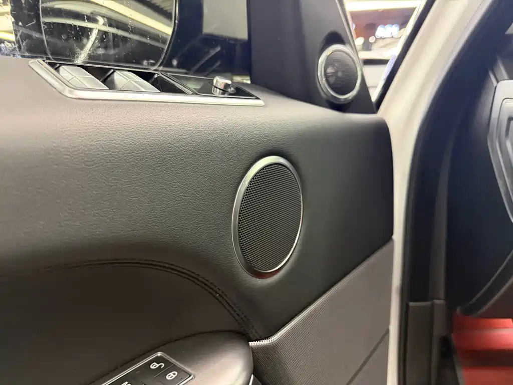 Land Rover Sport — миниатюра 15
