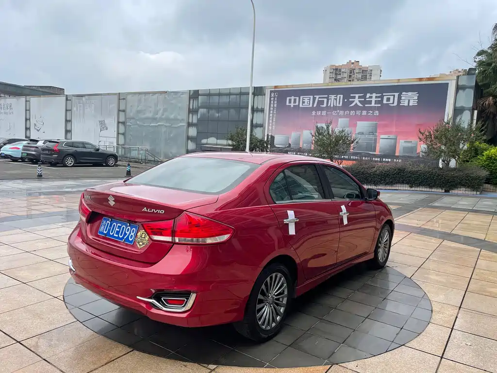 Suzuki Alivio — миниатюра 7