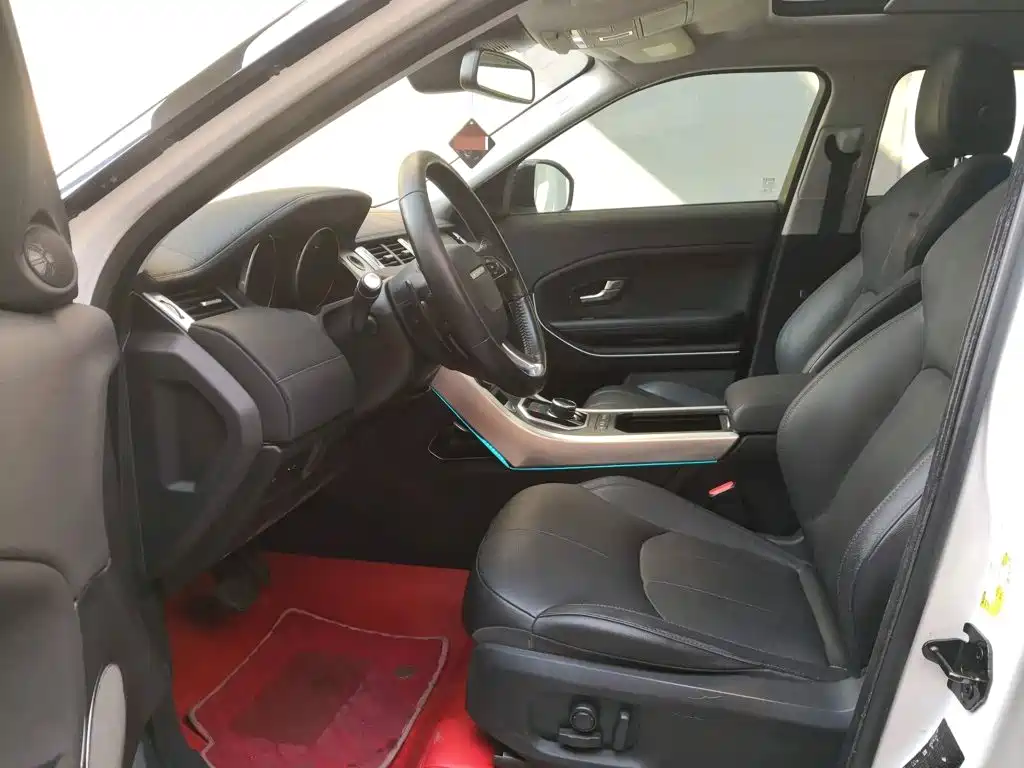 Land Rover Evoque — миниатюра 4