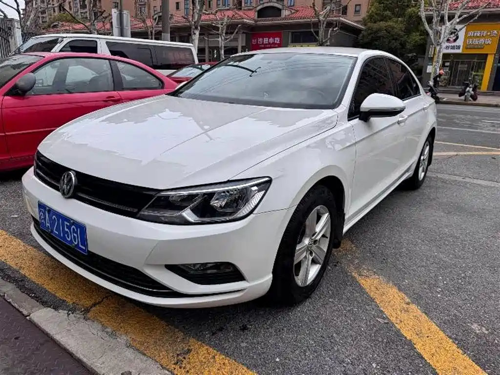 Купить Volkswagen Lamando