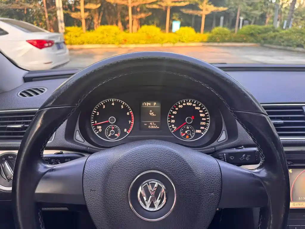 Volkswagen Passat — миниатюра 9