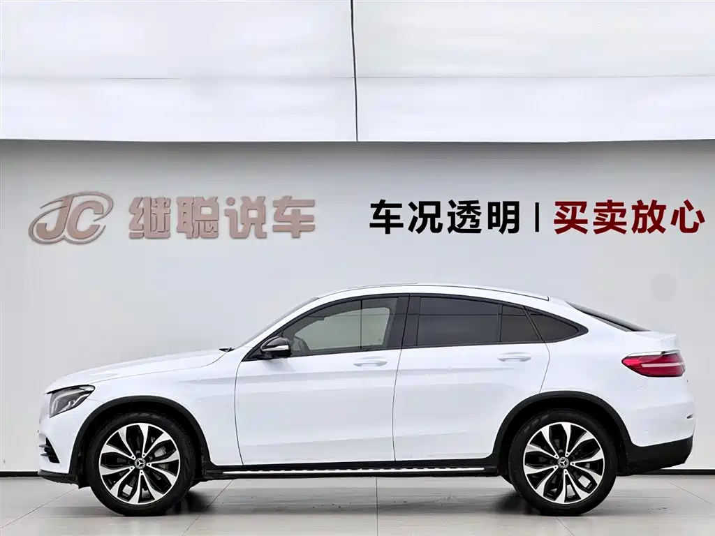 Mercedes-Benz GLC 2017 GLC 260 4MATIC SUV