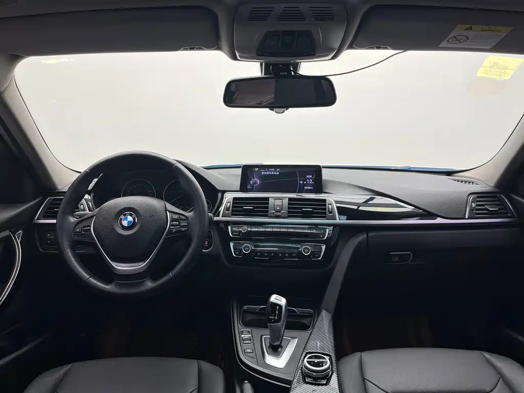 BMW 3 Series — миниатюра 11