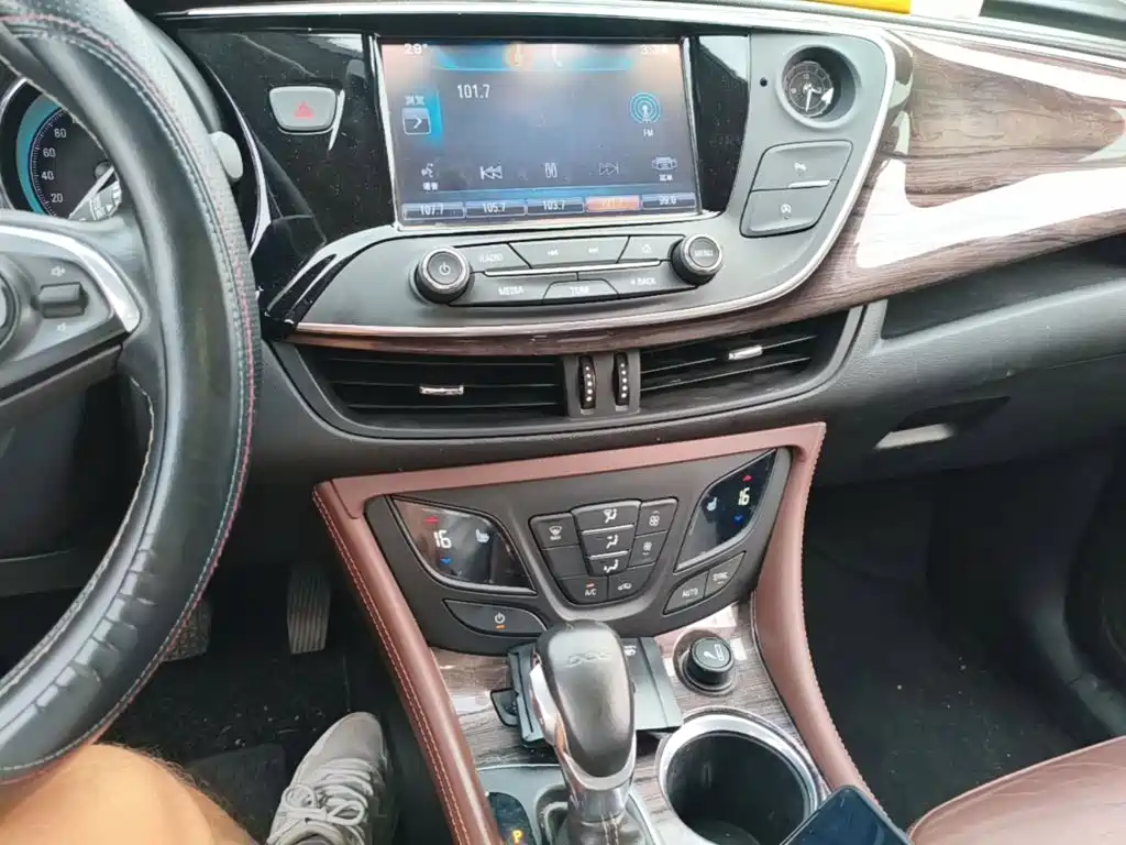 Buick Envision Plus — миниатюра 6