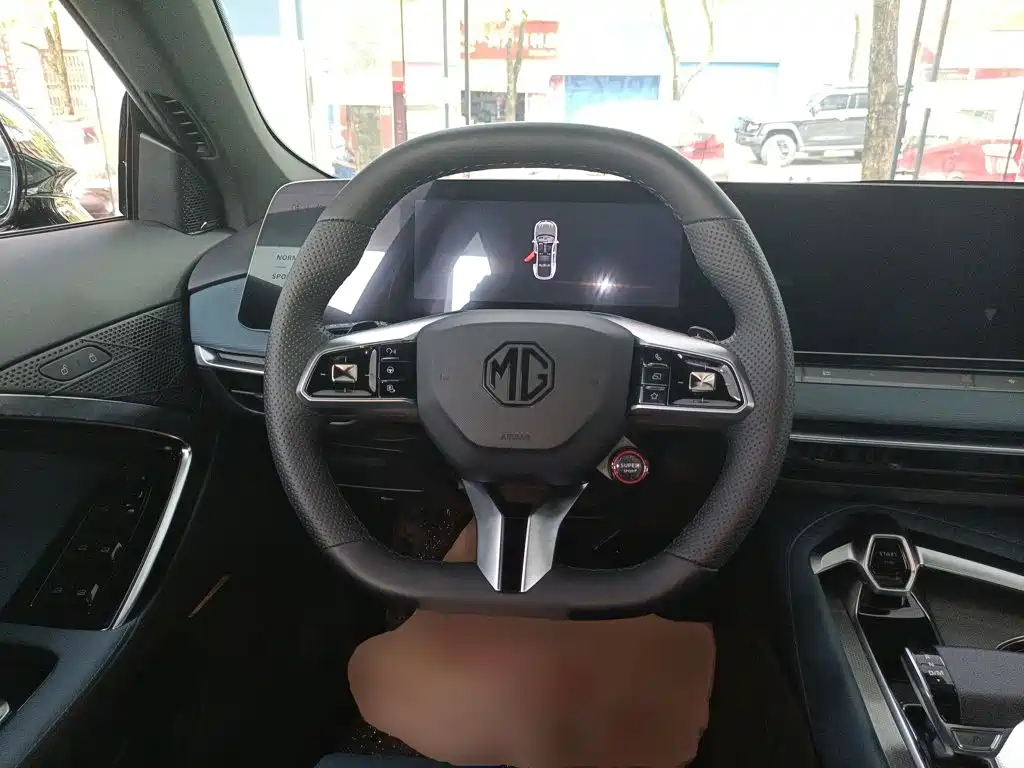 MG 7 2025 1.5T 300 DCT