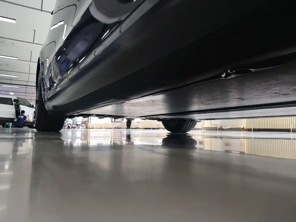 Tesla Model 3 — миниатюра 21