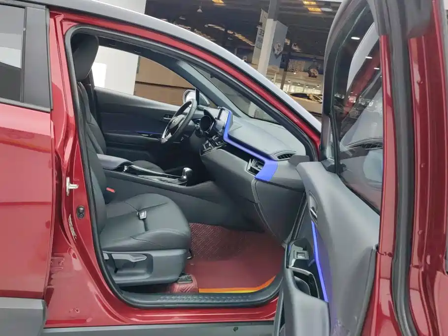 Toyota IZOA — миниатюра 8
