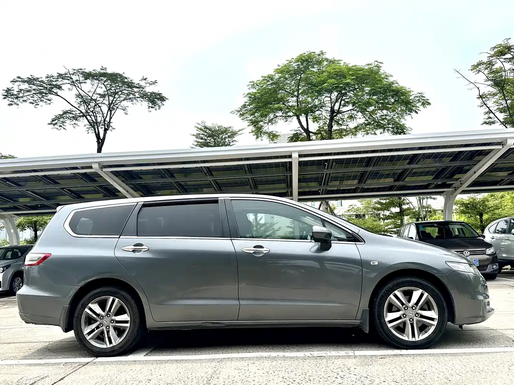 Honda Odyssey — миниатюра 5