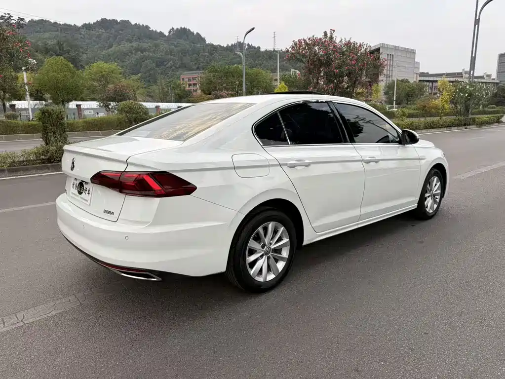 Volkswagen Bora — миниатюра 12