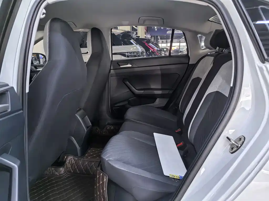 Volkswagen Lavida — миниатюра 11