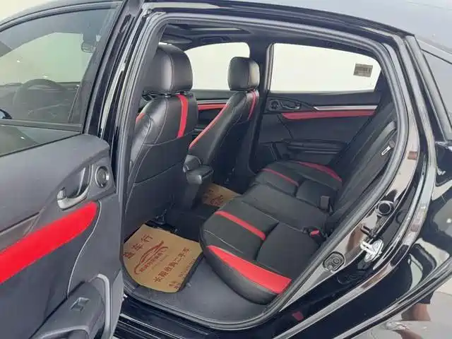 Honda Civic — миниатюра 6