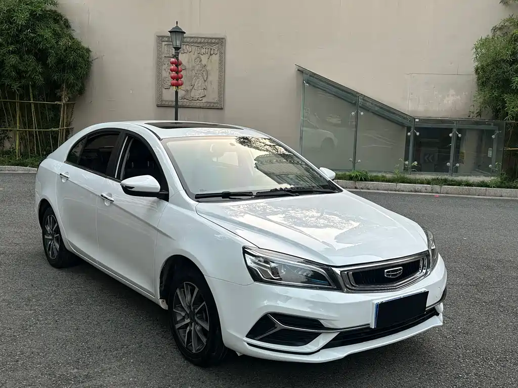 Geely Emgrand — миниатюра 3