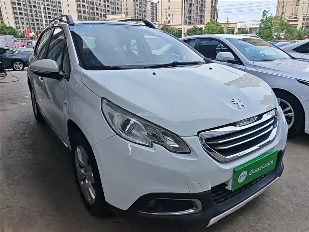 Peugeot 2008 2014 1.6L AT Fashion