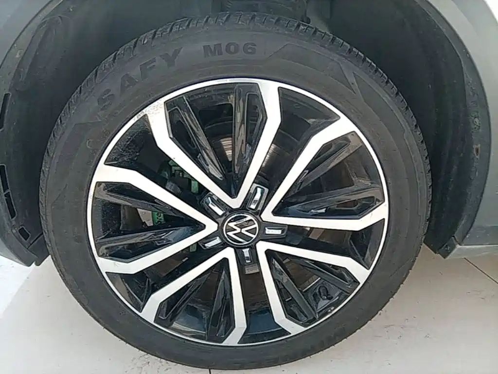 Volkswagen T-Roc — миниатюра 23
