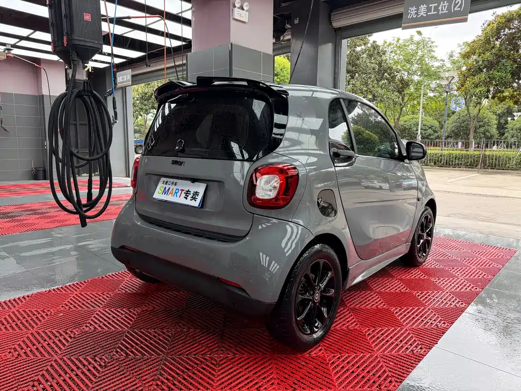 smart Smart Fortwo — миниатюра 4
