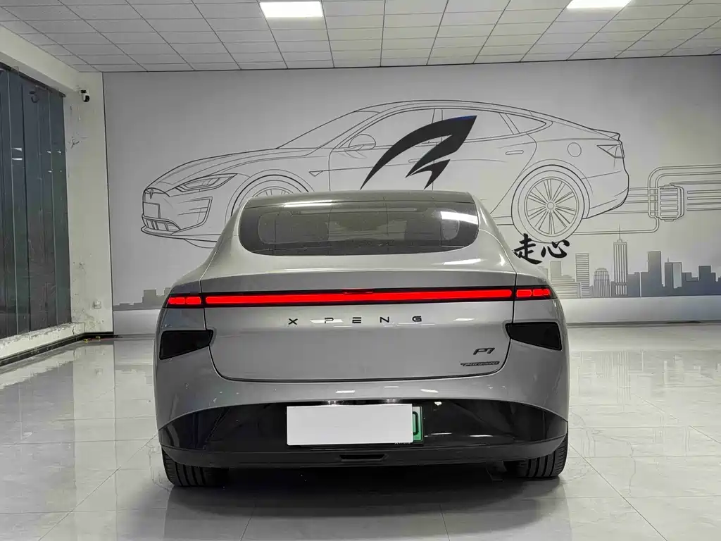 XPeng P7 — миниатюра 3