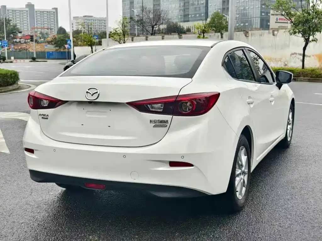 Mazda Mazda3 — фотографии объявления, Фото 14