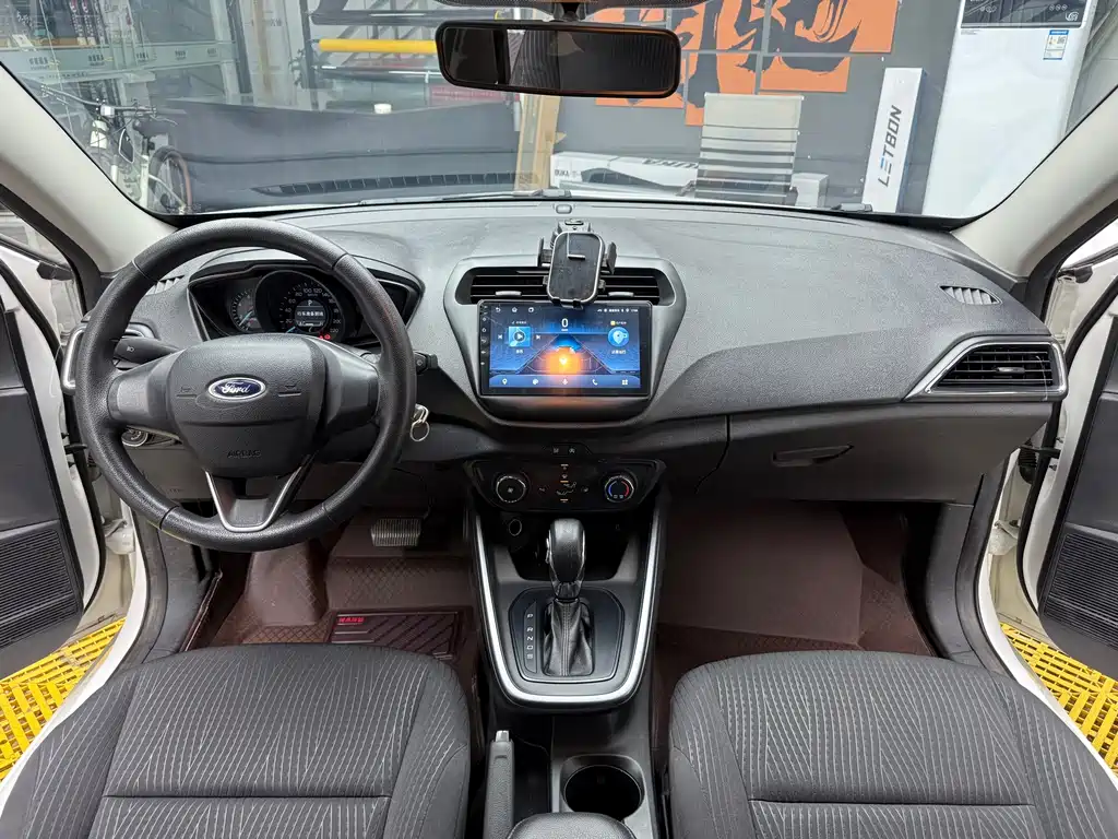 Ford Escort — миниатюра 5