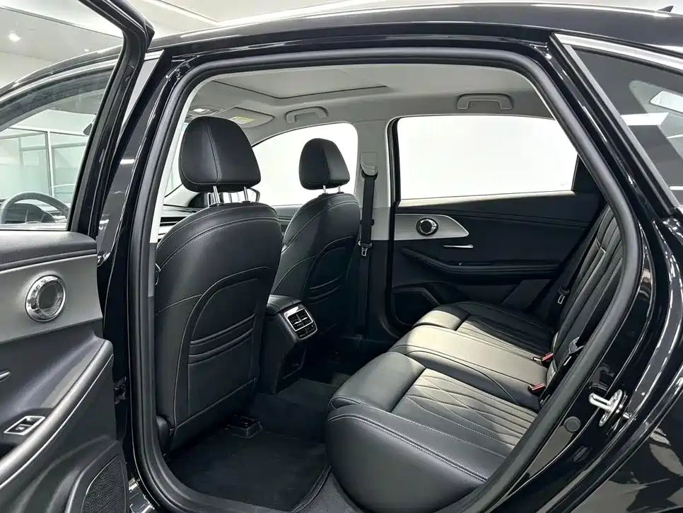 Chery Arrizo 8 — миниатюра 5