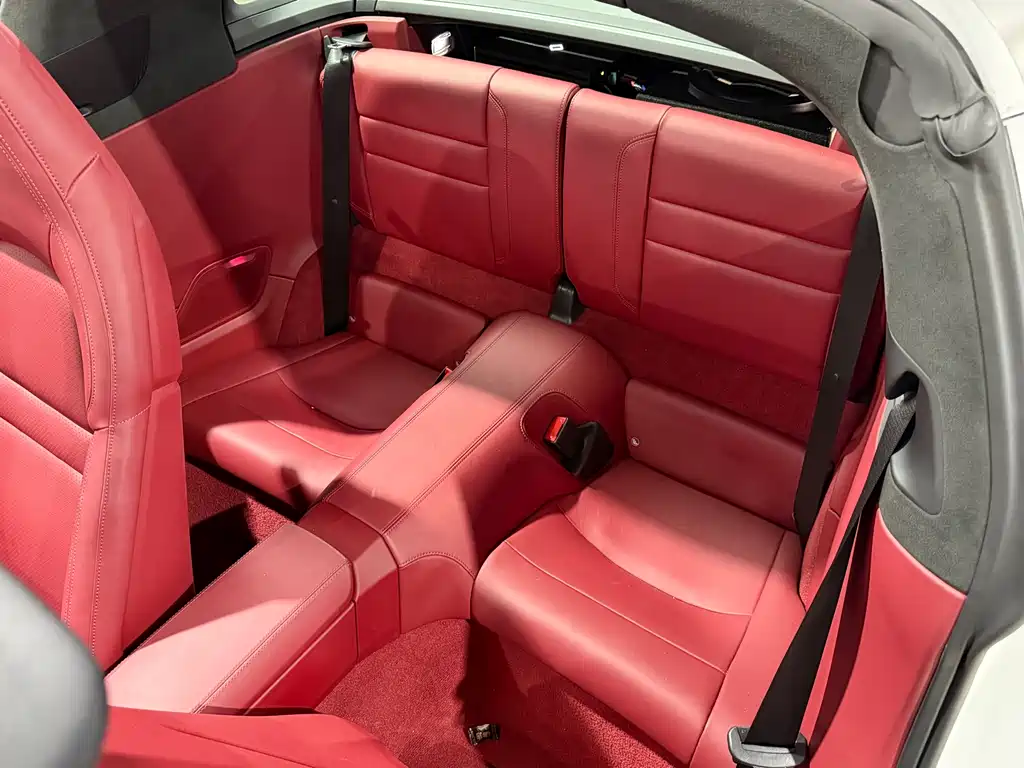 Porsche 911 2024 Targa 4 3.0T