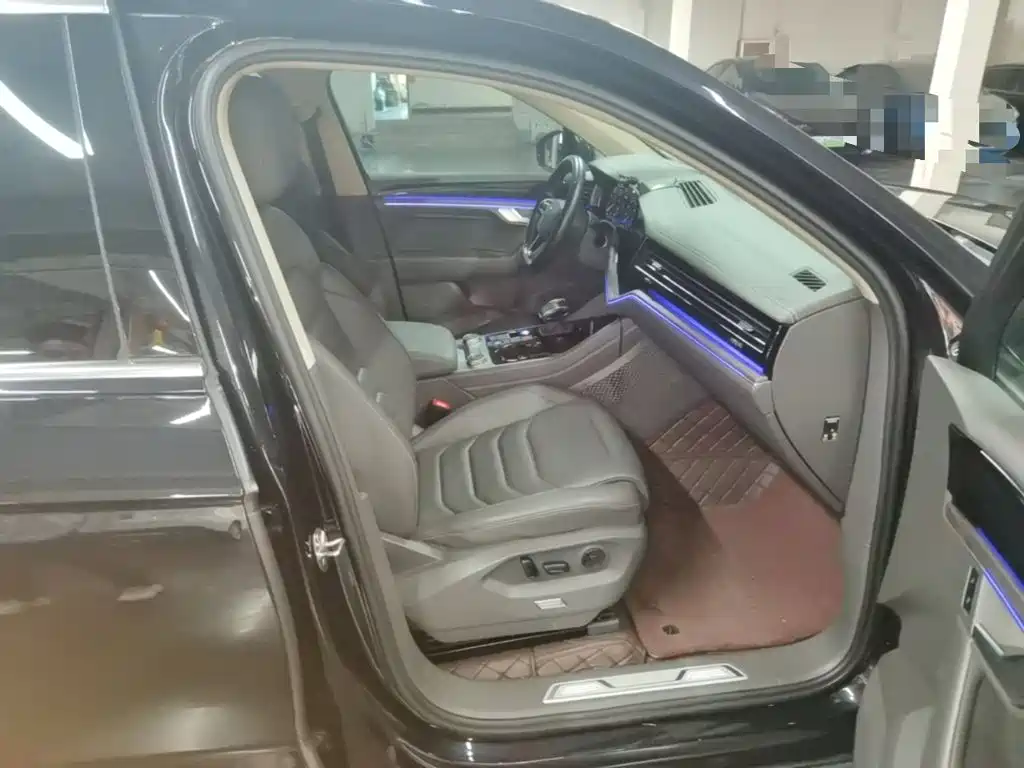 Volkswagen Touareg — миниатюра 25