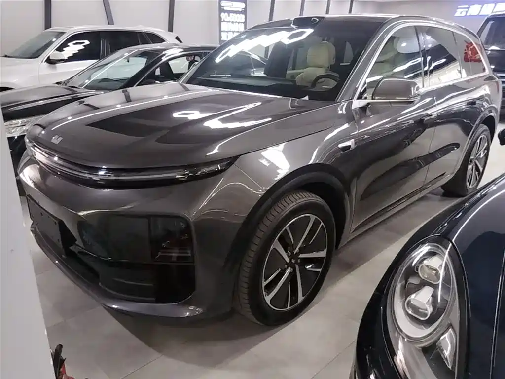 Li Auto Li L6 2025