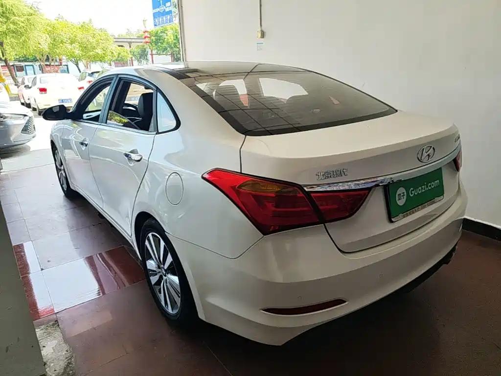 Hyundai Mistra — миниатюра 5