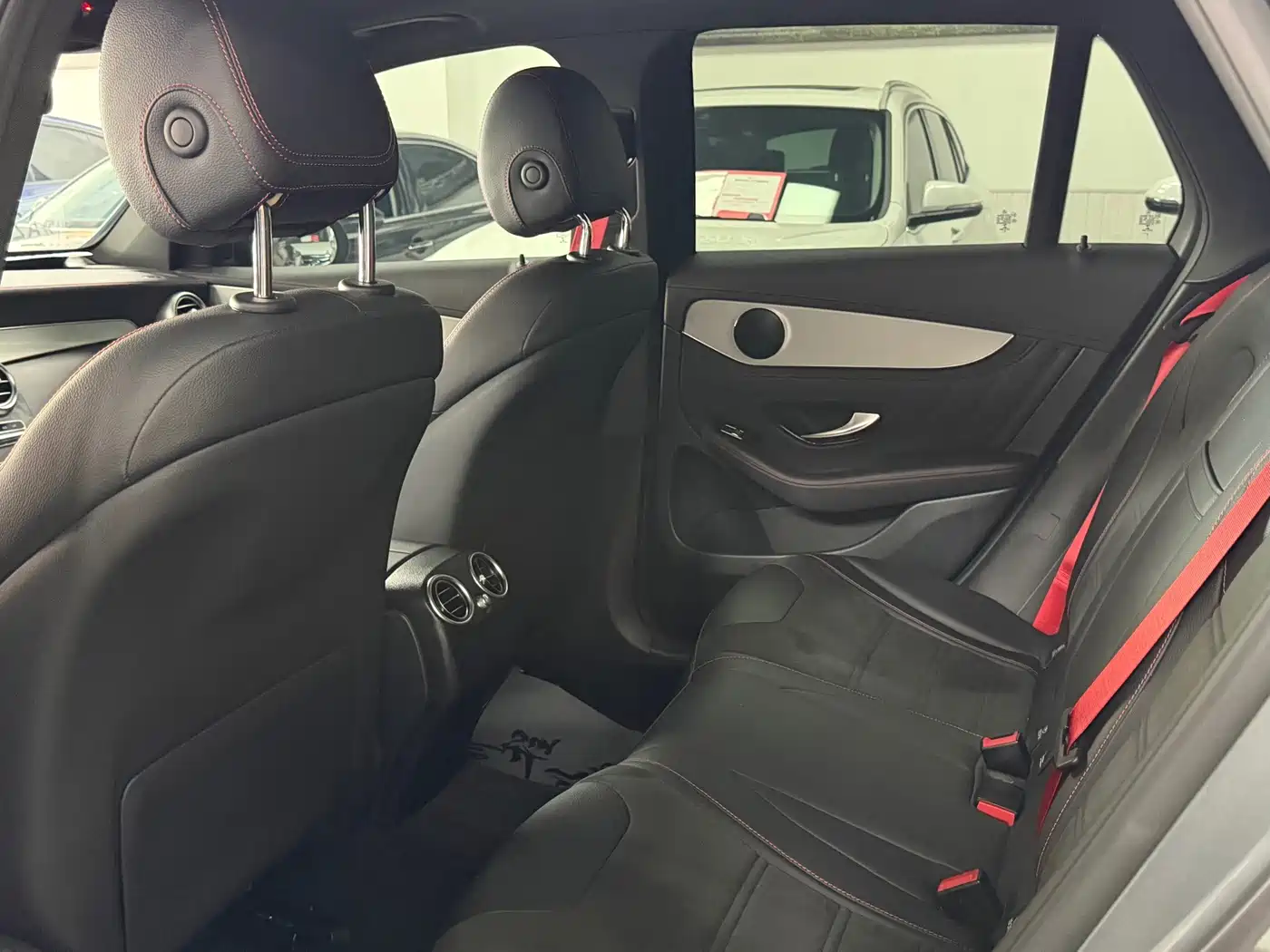 Mercedes-Benz GLC AMG 2021 Silver/gray из Китая