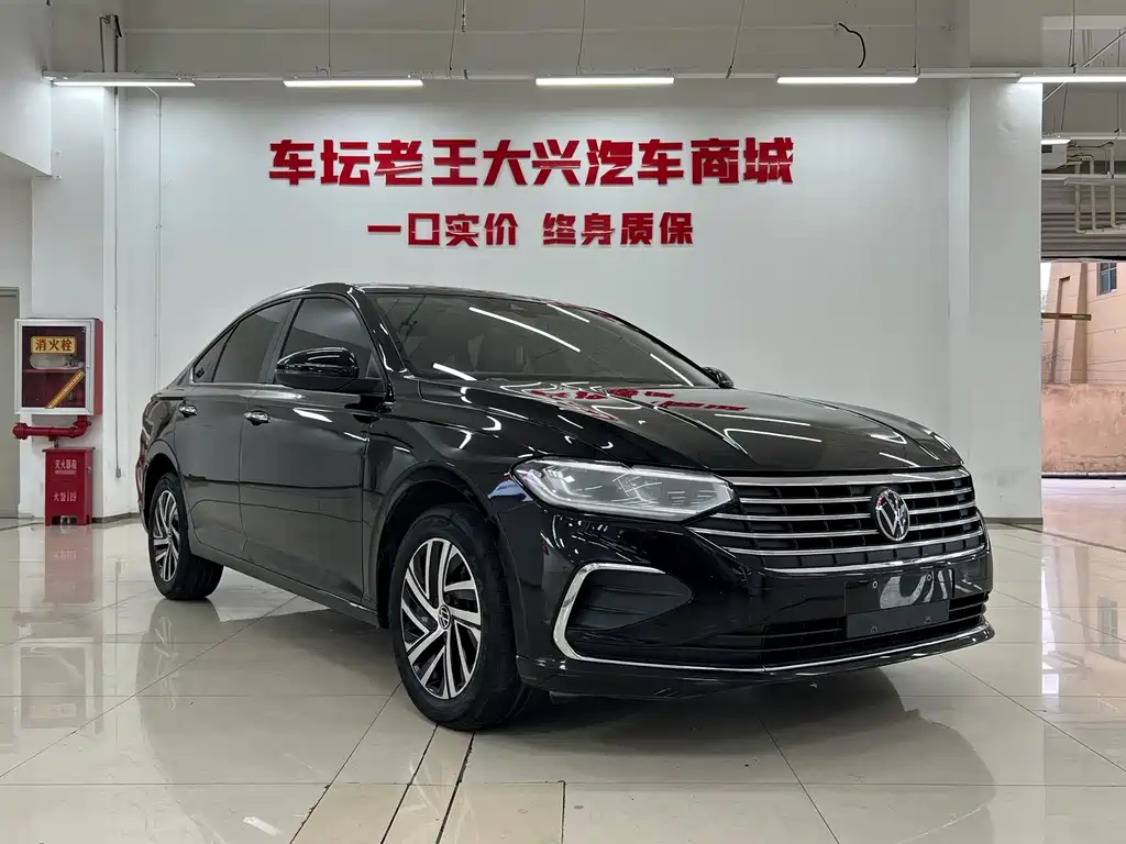 Volkswagen Lavida — миниатюра 3