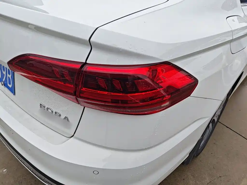 Volkswagen Bora — миниатюра 8