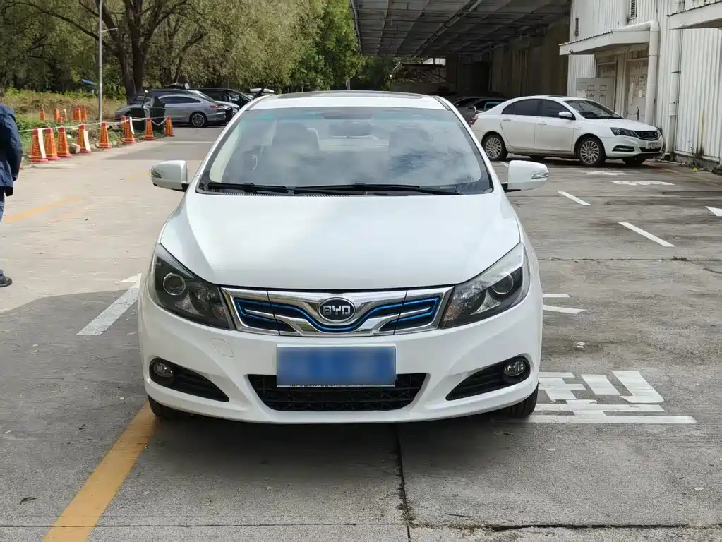 BYD e5 — миниатюра 3