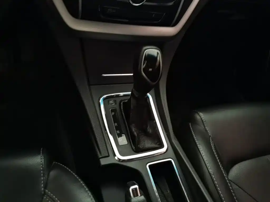 Geely Emgrand — миниатюра 14