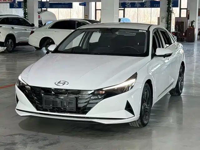 MODERN ELANTRA 2023