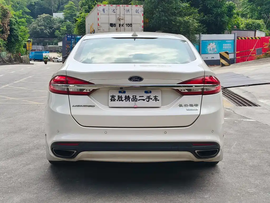 Ford Mondeo — миниатюра 5