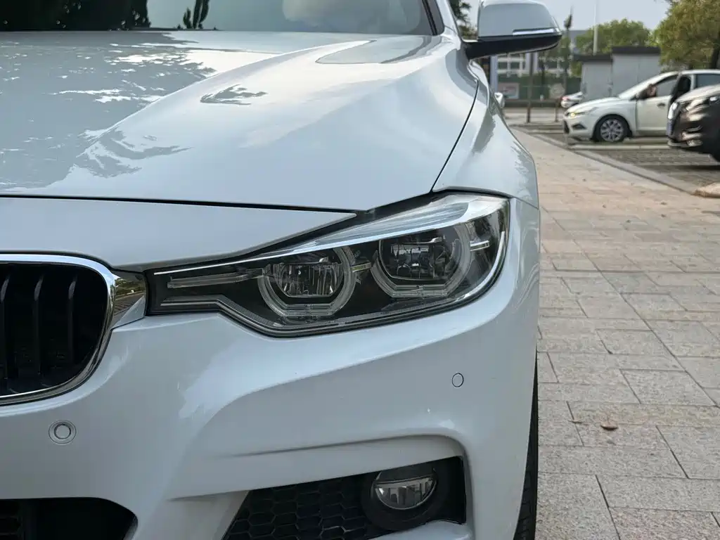 BMW 3 Series — миниатюра 17