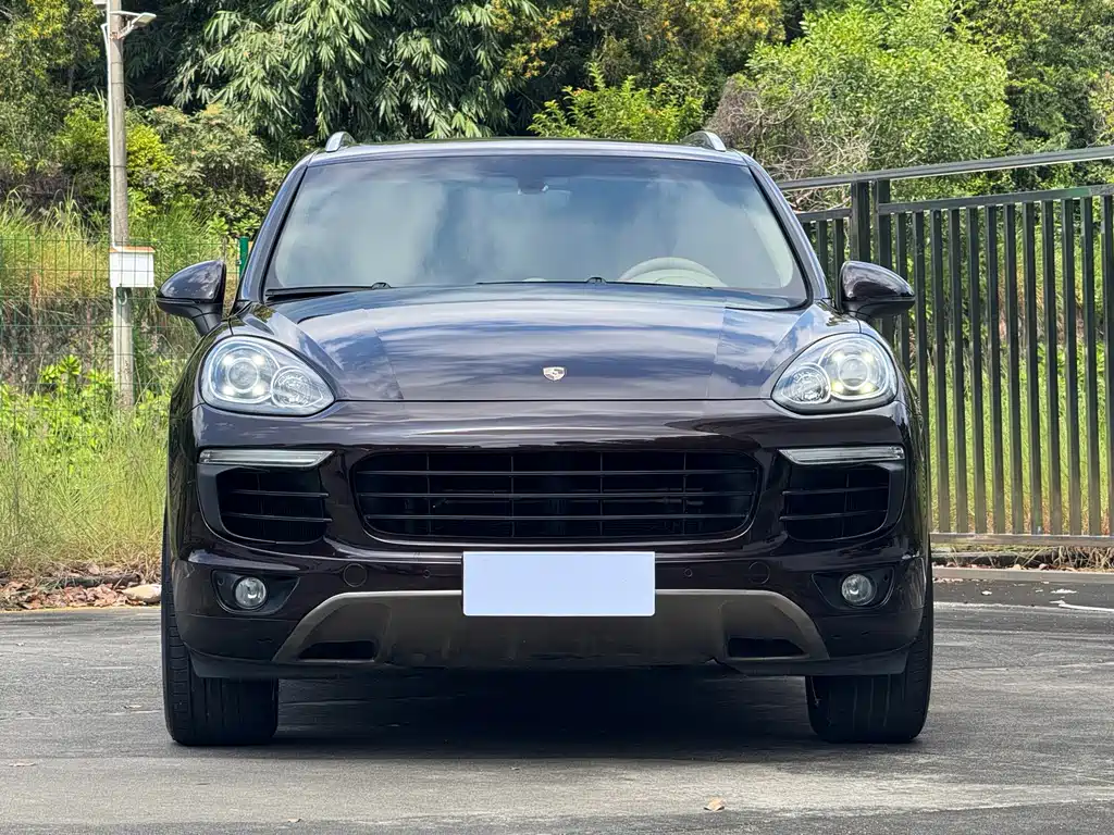 Porsche Cayenne — миниатюра 2