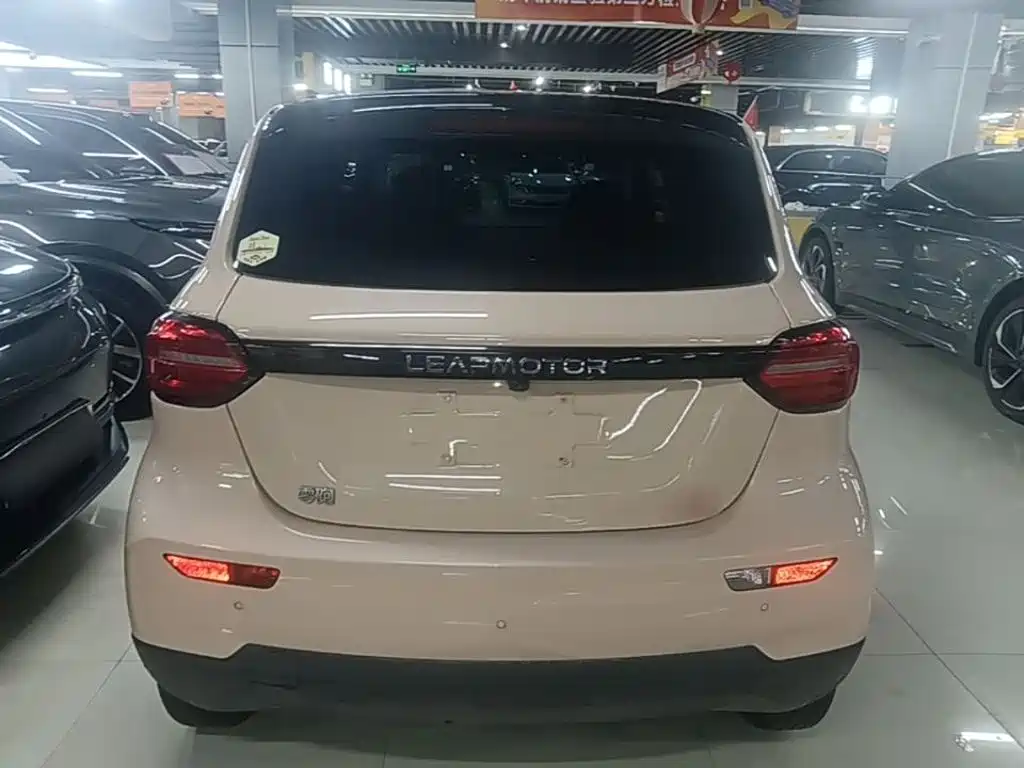 Leapmotor Leapmotor T03 — миниатюра 6