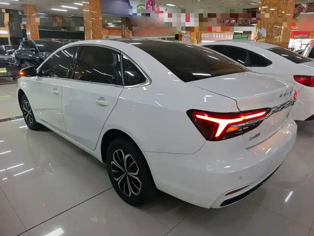 Roewe i6 MAX New Energy — миниатюра 5