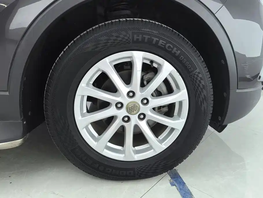 Buick Envision Plus — миниатюра 6