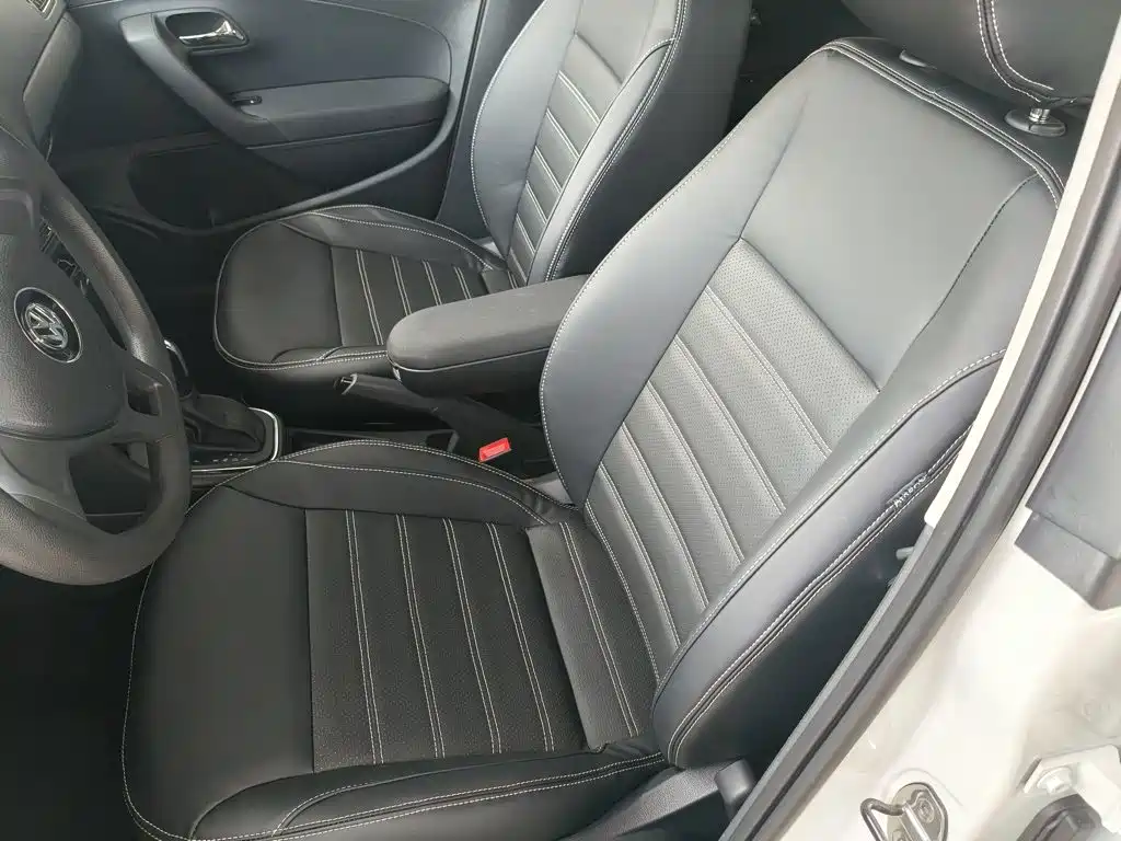 Volkswagen Polo — миниатюра 16