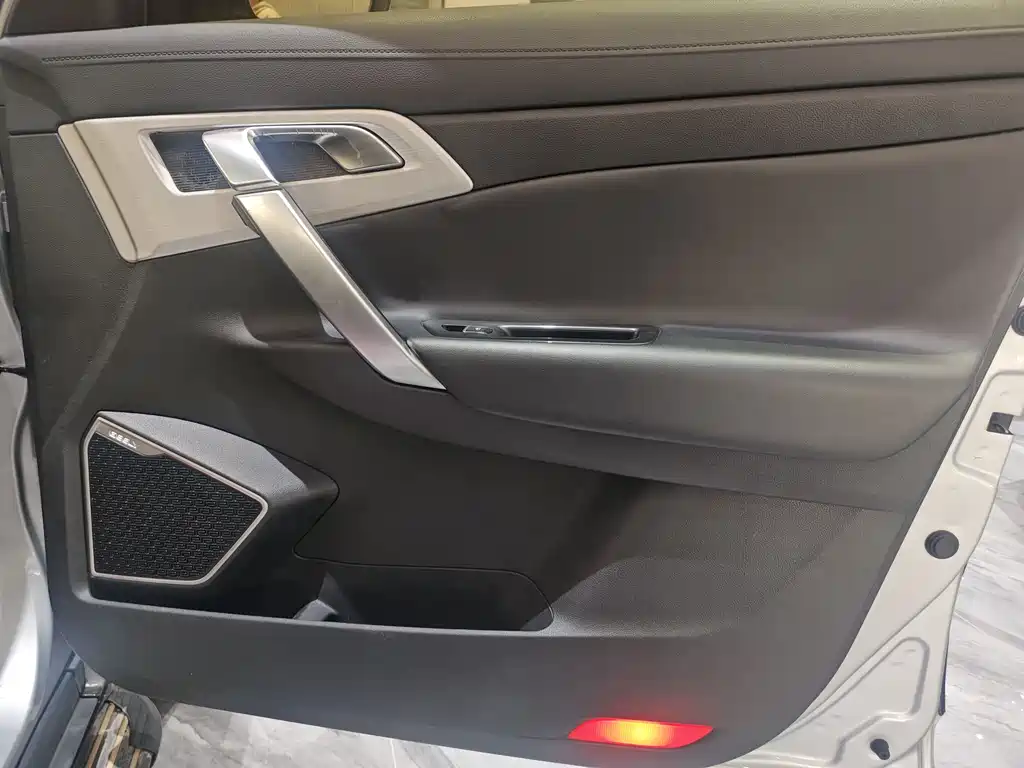 GEELY AUTOMOBILE BOYUE