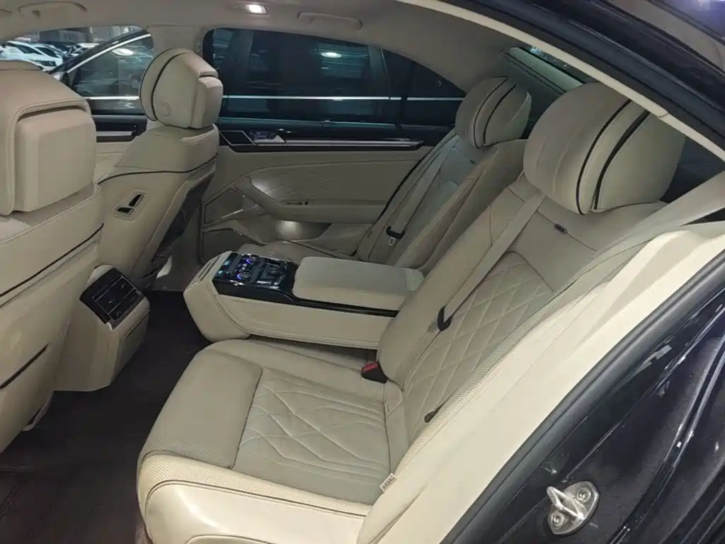 Volkswagen Phideon — миниатюра 17