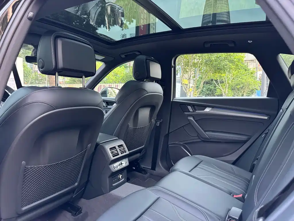 Audi Q5L 2024 40 TFSI Luxury