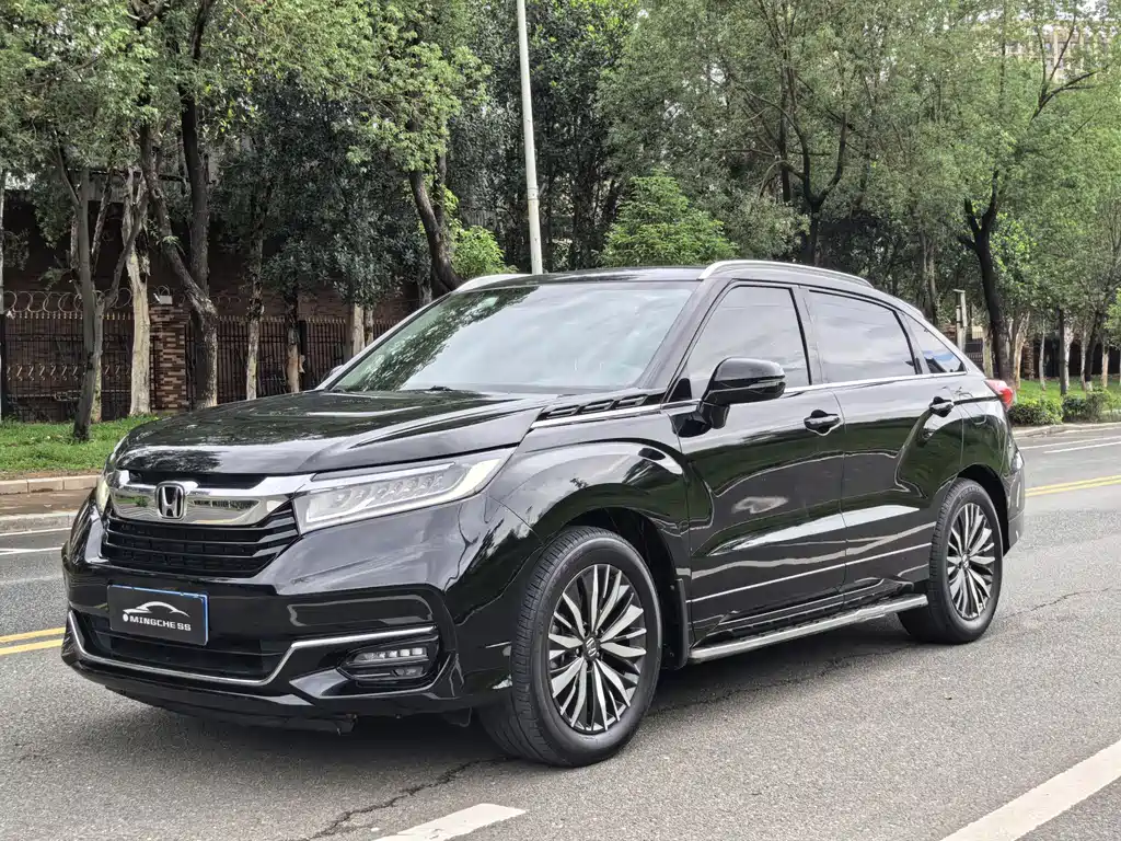 Купить Honda Avancier