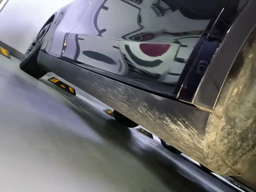 Tesla Model Y — миниатюра 21